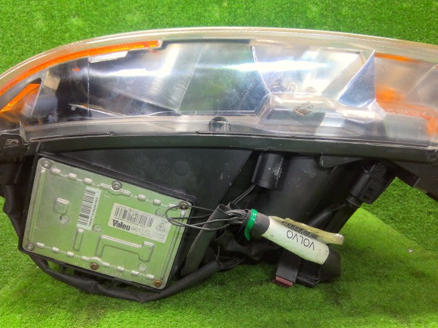 【中古】ボルボ 90シリーズ CBA-CB5254AW 右ヘッドランプＡＳＳＹ