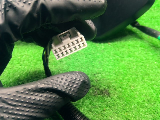 【中古】フィット DAA-GP5 右サイドミラー 76208-T5A-J52