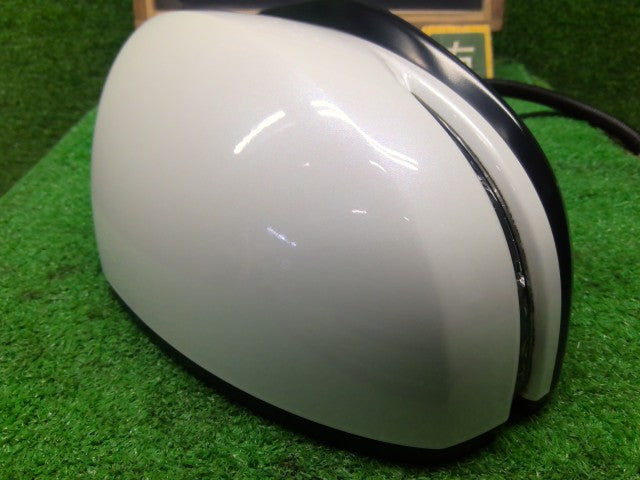 【中古】フィット DAA-GP5 右サイドミラー 76208-T5A-J52