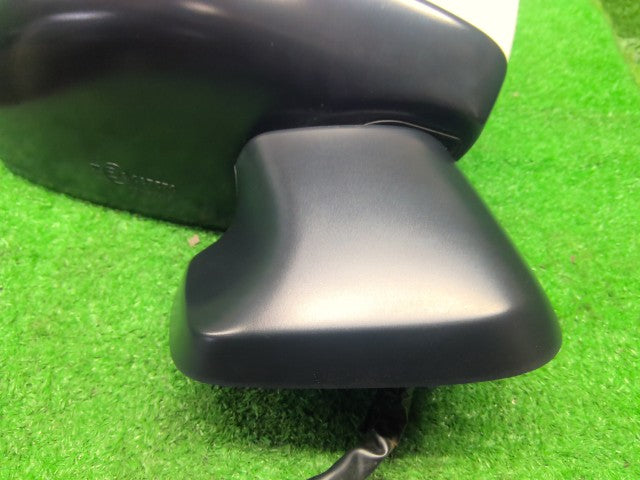 【中古】フィット DAA-GP5 右サイドミラー 76208-T5A-J52