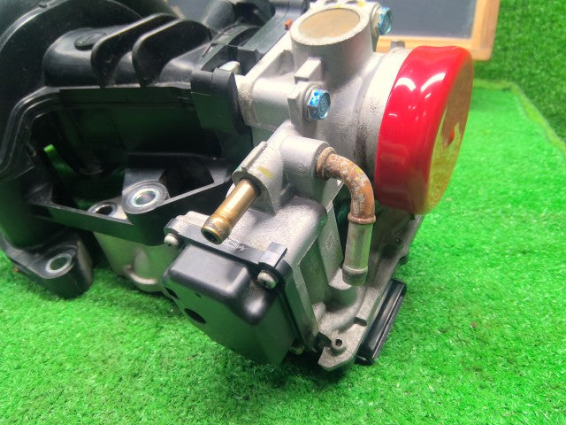 【中古】フィット DAA-GP5 インテークマニホールド 17100-5P6-004