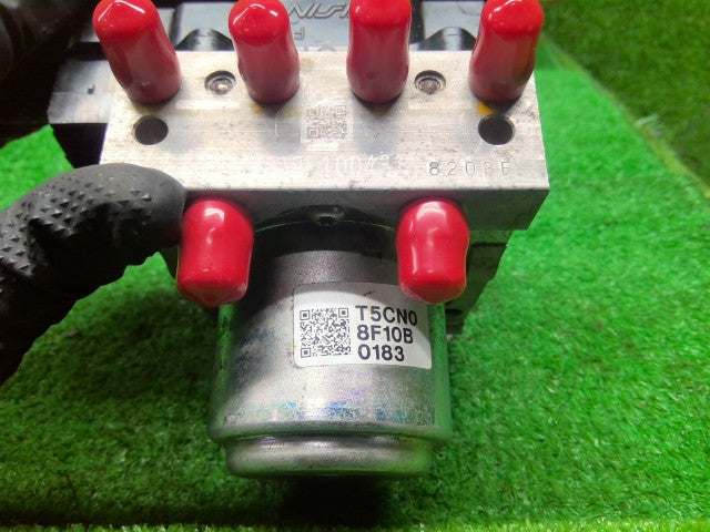 【中古】フィット DAA-GP5 ＡＢＳアクチュエーター 57110-T5C-N03