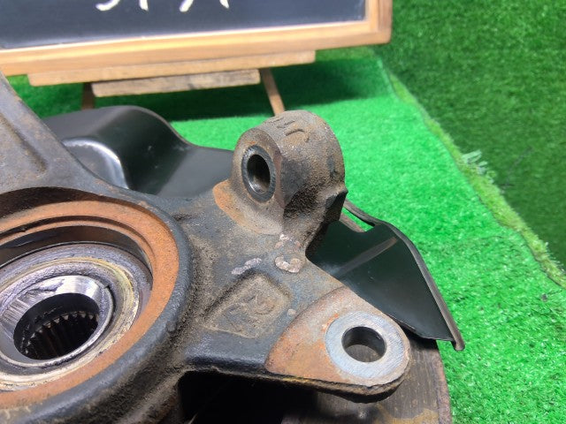 【中古】フィット DAA-GP5 右 フロント