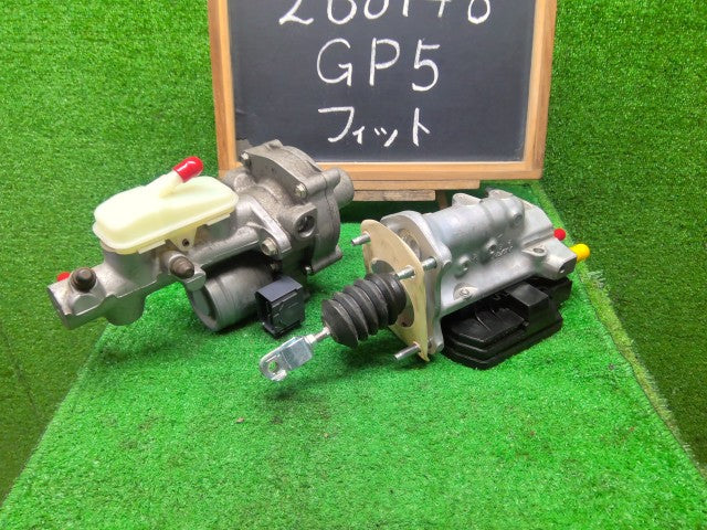 【中古】フィット DAA-GP5 ブレーキマスターＡＳＳＹ 57306-TDL-J02