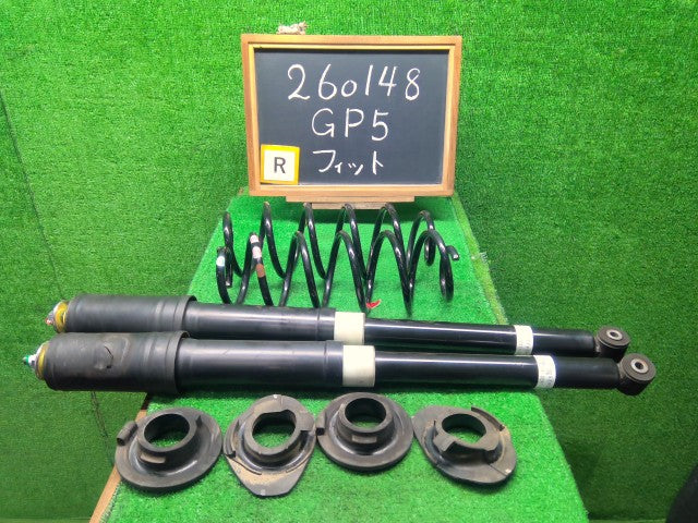 【中古】フィット DAA-GP5 リア ストラット