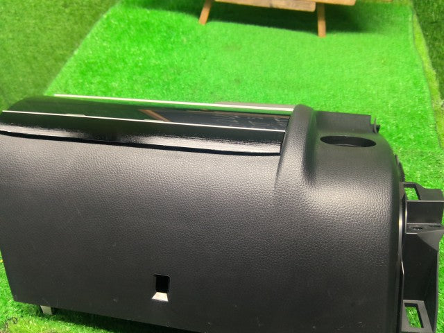 【中古】フィット DAA-GP5 ＡＣ エアコン