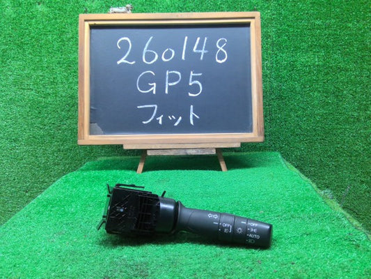 【中古】フィット DAA-GP5 ライトスイッチ 35255-T2A-U11