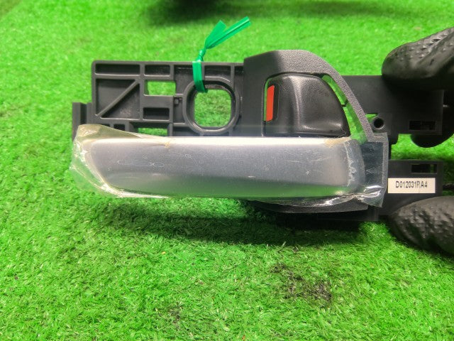 【中古】フィット DAA-GP5 右 フロント