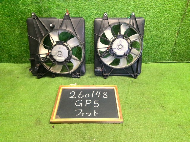 【中古】フィット DAA-GP5 電動ファン 左右セット
