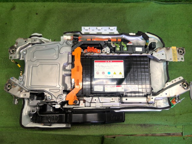 【中古】フィット DAA-GP5 ＨＶ ハイブリッド