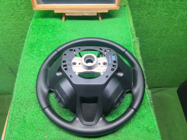 【中古】フィット DAA-GP5 ステアリングホイール 78501-T5A-N21ZA