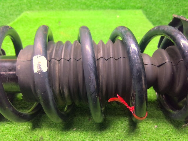 【中古】タント CBA-L385S 左フロントストラット 48520-B2810