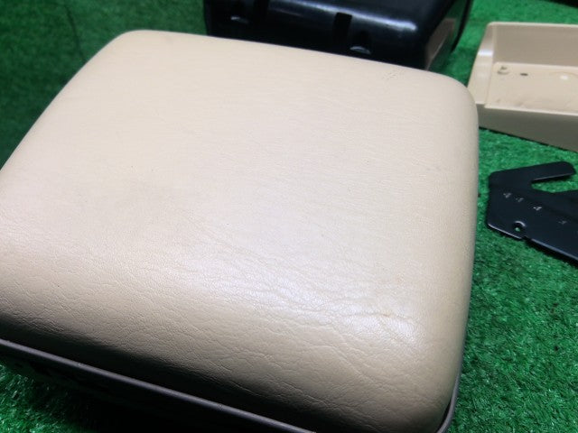 クラウン その他 内装部品 DBA-GRS183