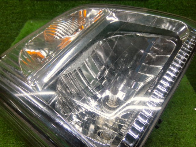 【中古】サンバー LE-TT2 右ヘッドランプＡＳＳＹ 84001TC060