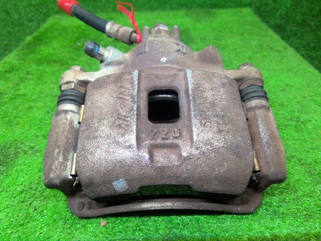 【中古】サンバー LE-TT2 左フロントキャリパー 26292TC071