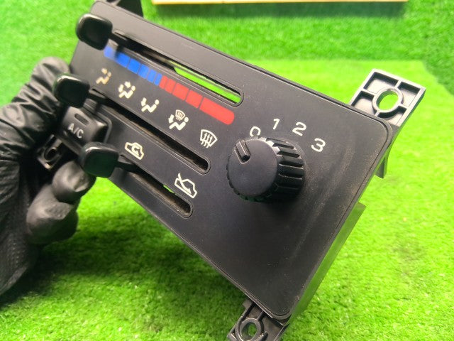 【中古】サンバー LE-TT2 ＡＣ エアコン