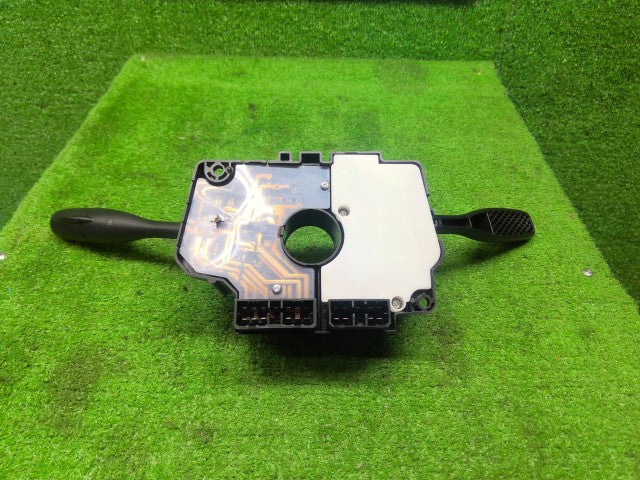 【中古】サンバー LE-TT2 ディマースイッチ 83113TC030