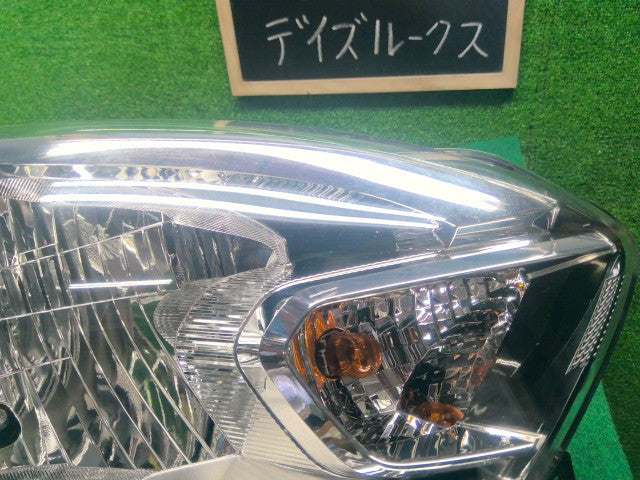【中古】デイズルークス DBA-B21A 右ヘッドランプＡＳＳＹ 26010-6A02H