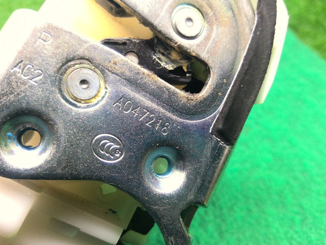 【中古】デイズルークス DBA-B21A 右フロントドアロックソレノイド 80500-6A00E
