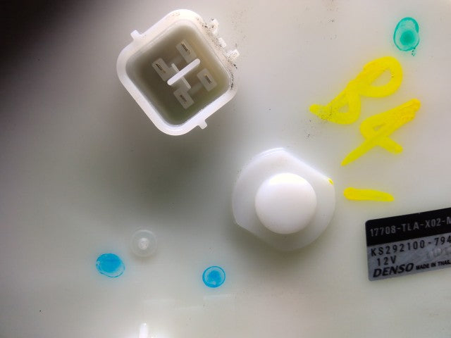【中古】ＣＲ－Ｖ フューエルポンプ 17045-TLA-X02