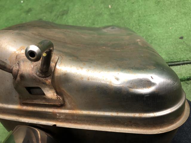 【中古】ＣＲ－Ｖ リアマフラー 左側 18305-TLY-H03