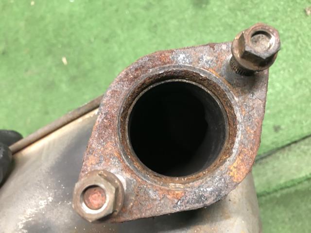 【中古】ＣＲ－Ｖ リアマフラー 左側 18305-TLY-H03