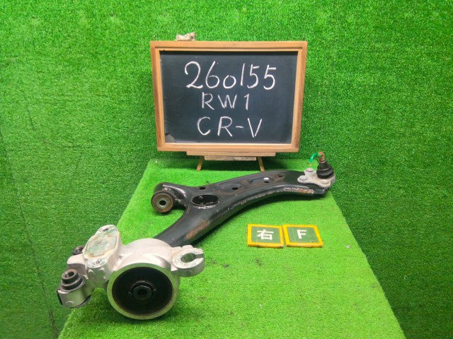 【中古】ＣＲ－Ｖ 右フロントロアアーム 51350-TNY-J00