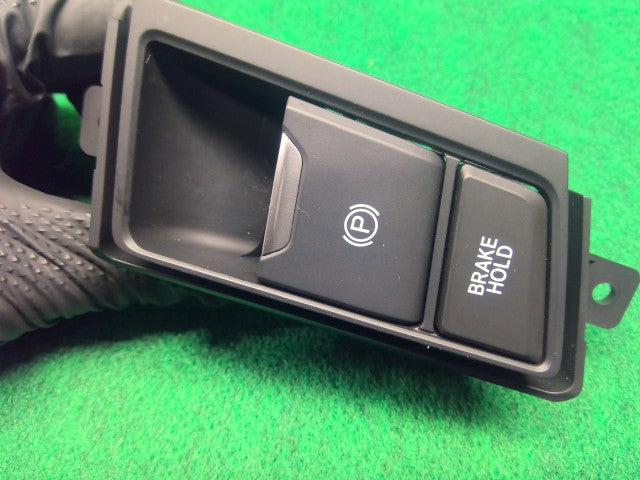【中古】ＣＲ－Ｖ パーキングスイッチ 35355-TME-Z02