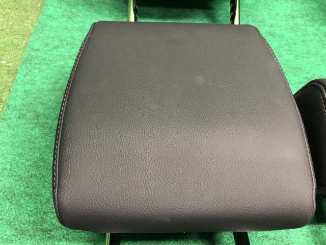 【中古】ＣＲ－Ｖ ヘッドレスト 81140-TNC-J51ZB