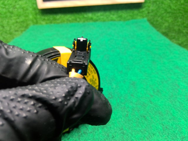【中古】パッソ DBA-KGC35 スパイラルケーブル 84306-B1010