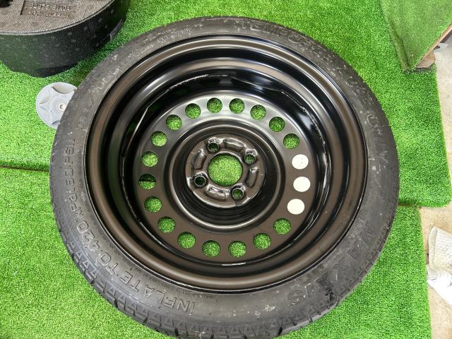 【中古】ノート DBA-E12 T125/70D15 テンパー