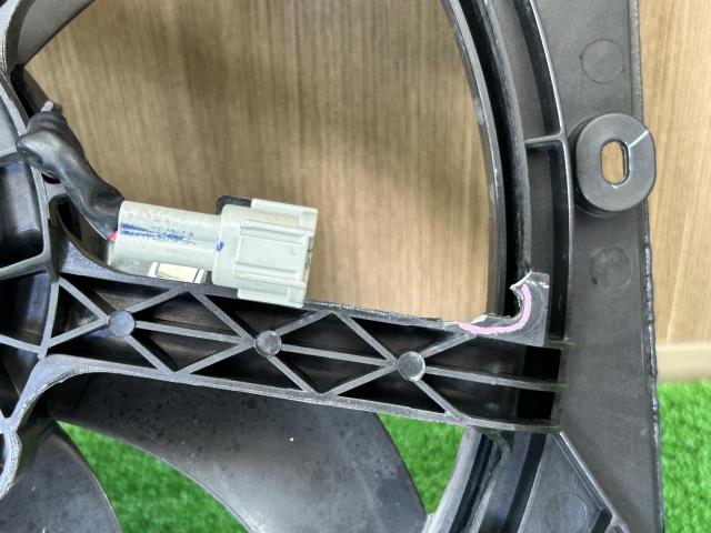 【中古】ノート DBA-E12 電動ファン ラジエーターファン