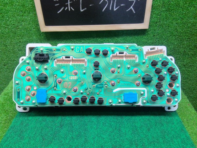 【中古】シボレークルーズ(スズキ) LA-HR51S スピードメーター 34100-70H50