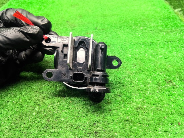 【中古】デイズ 5AA-B47W 左フォグランプ 26155-8990E