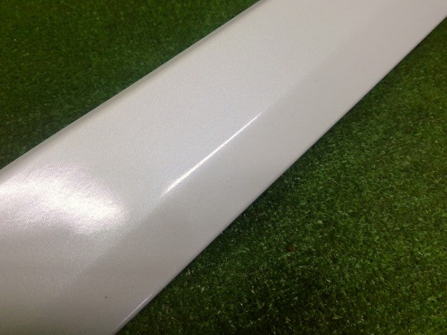 【中古】デイズ 5AA-B47W 右サイドステップ 76850-7ME2B