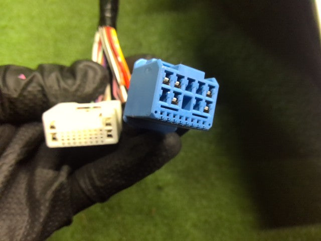 【中古】ハリアー DAA-MHU38W 左 フロント