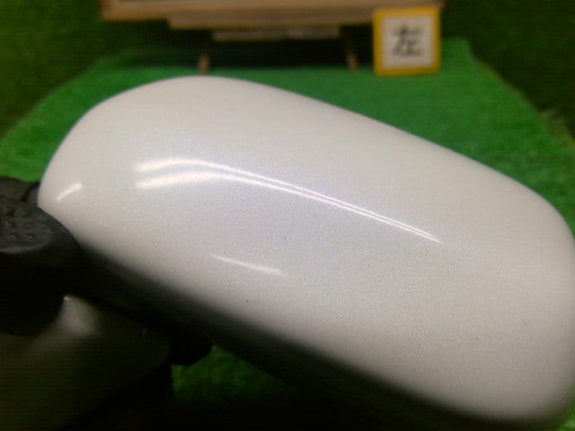【中古】ハリアー DAA-MHU38W アンダーミラー 87930-48060-A1