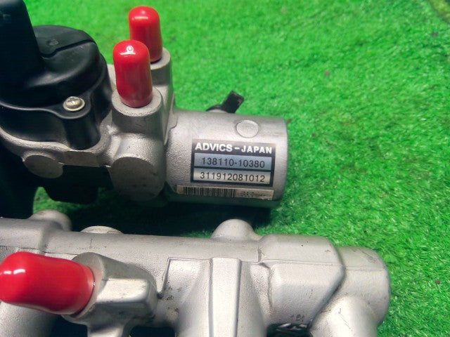 【中古】ハリアー DAA-MHU38W ブレーキマスターＡＳＳＹ 47201-48180