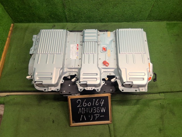 【中古】ハリアー DAA-MHU38W ＨＶ ハイブリッド