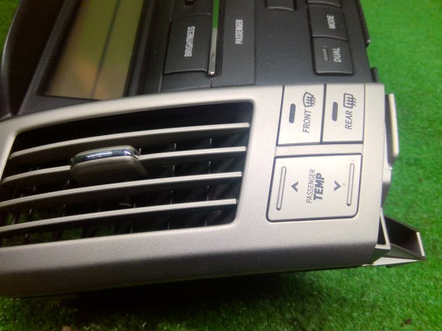 【中古】ハリアー DAA-MHU38W エアコンスイッチ パネル