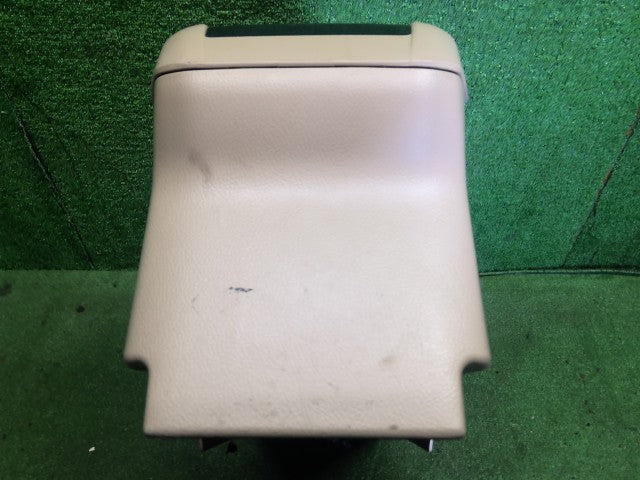 【中古】ハリアー DAA-MHU38W コンソールボックス 58810-48390-A0