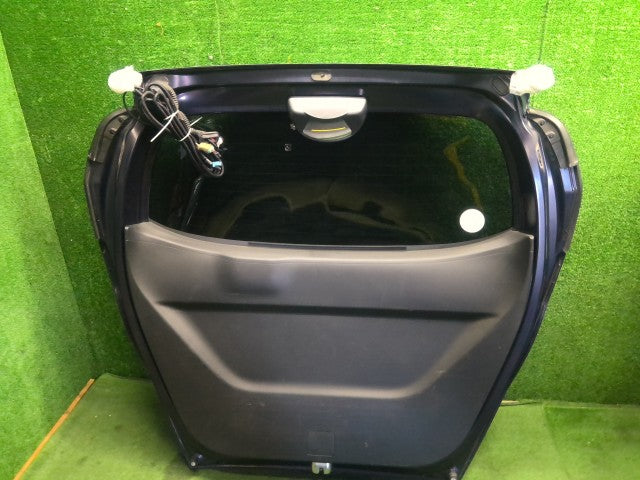 【中古】フリードスパイク DBA-GB3 バックドアＡＳＳＹ 68100-SFM-J10ZZ