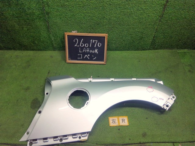 【中古】コペン DBA-LA400K 左リアフェンダー／クォーターパネル 61602-B2051-