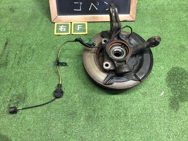 【中古】コペン DBA-LA400K 右フロントナックルハブＡＳＳＹ 43211-B2120-