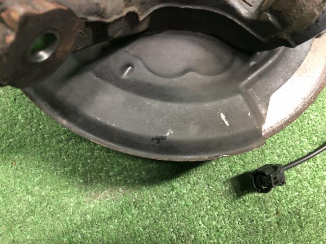 【中古】コペン DBA-LA400K 左フロントナックルハブＡＳＳＹ 43212-B2120