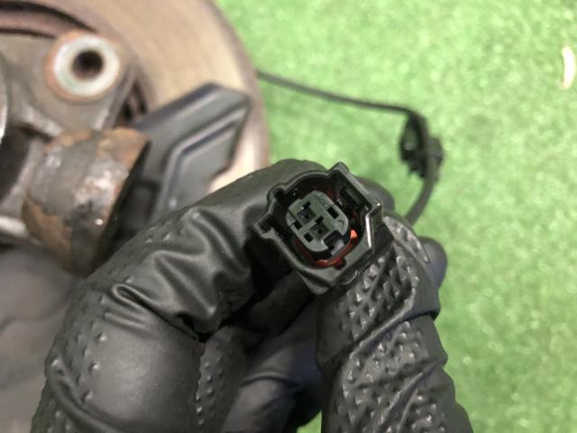 【中古】コペン DBA-LA400K 左フロントナックルハブＡＳＳＹ 43212-B2120