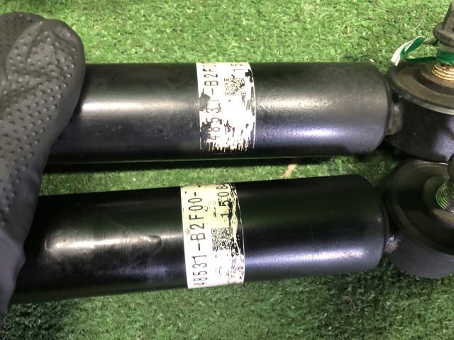 【中古】コペン DBA-LA400K リアストラット・アブソーバーセット 48530-B9195