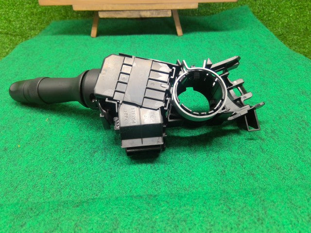 【中古】コペン DBA-LA400K ライトスイッチ 84140-B2120