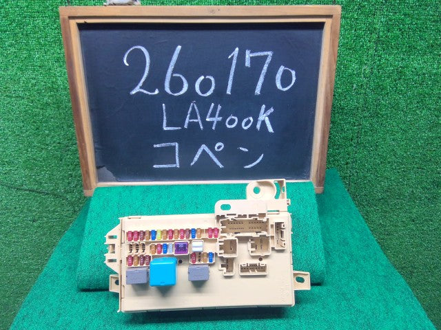 【中古】コペン DBA-LA400K ヒューズボックス 82600-B2430-