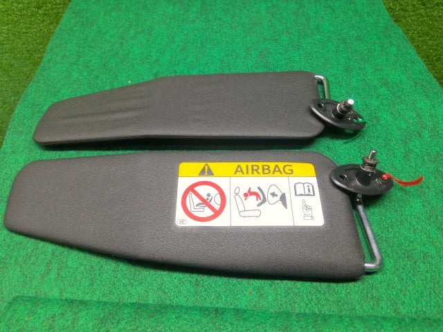 【中古】コペン DBA-LA400K サンバイザー 74310-B2651-B0